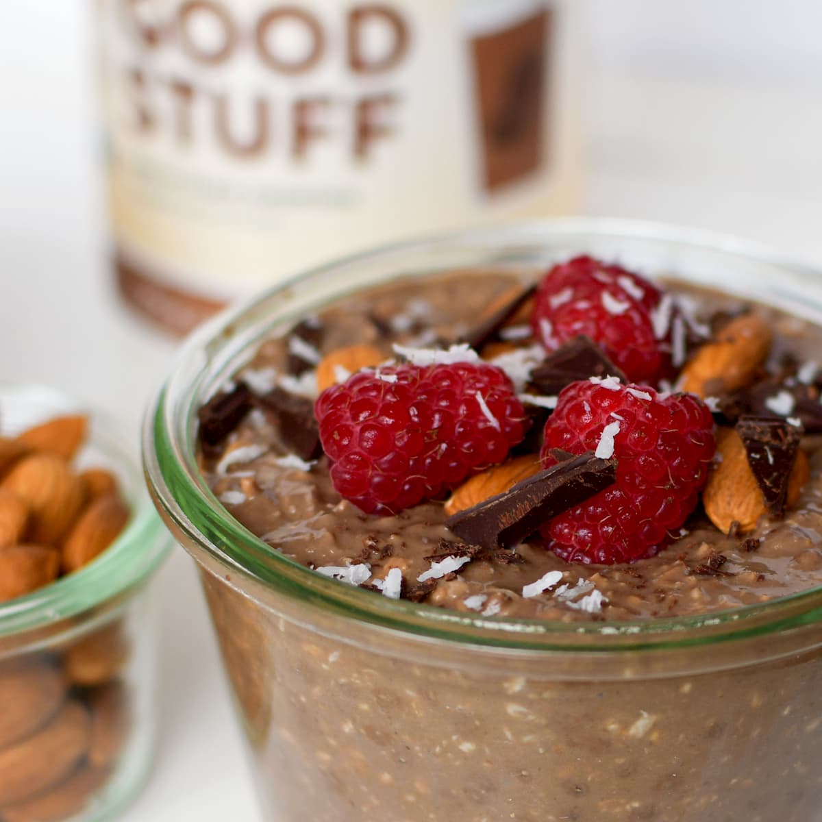CHOCOLATE PROTEIN OVERNIGHT OATS